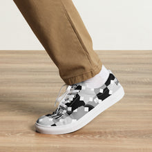 Load image into Gallery viewer, Men’s TP Bear lace-up canvas shoes