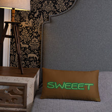 Load image into Gallery viewer, The Leaf Basic Pillow