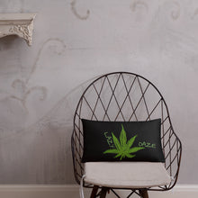 Load image into Gallery viewer, The Leaf Basic Pillow