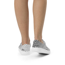 Load image into Gallery viewer, Women’s Take Phlyt lace-up canvas shoes